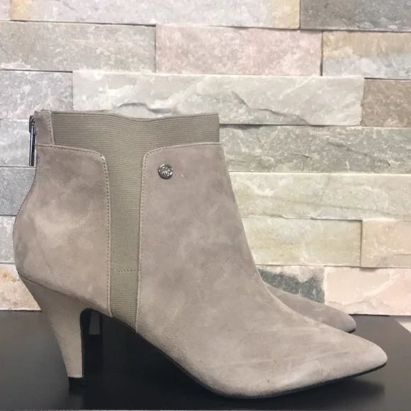 Bandolino Bari Pointy Toe Booties - Picture 2 of 7